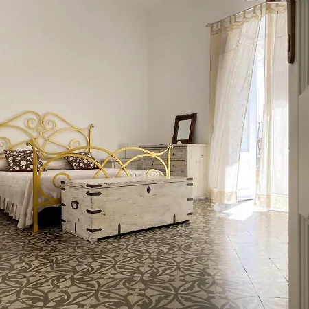 Casa Chiara 3* ליפארי